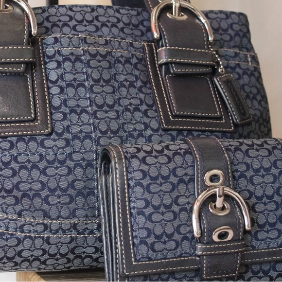 👛 SOLD 👛 - Picture 2 of 11